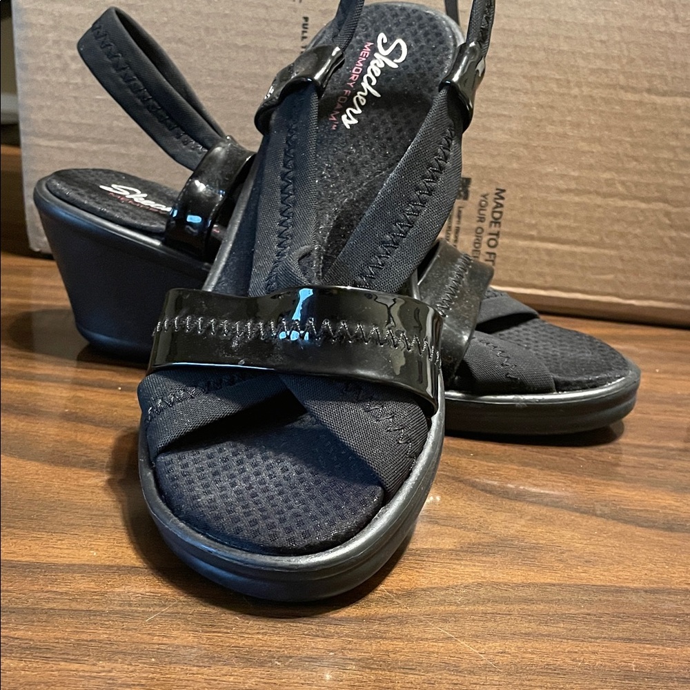 Skechers Shiny Black Wedge Sandals